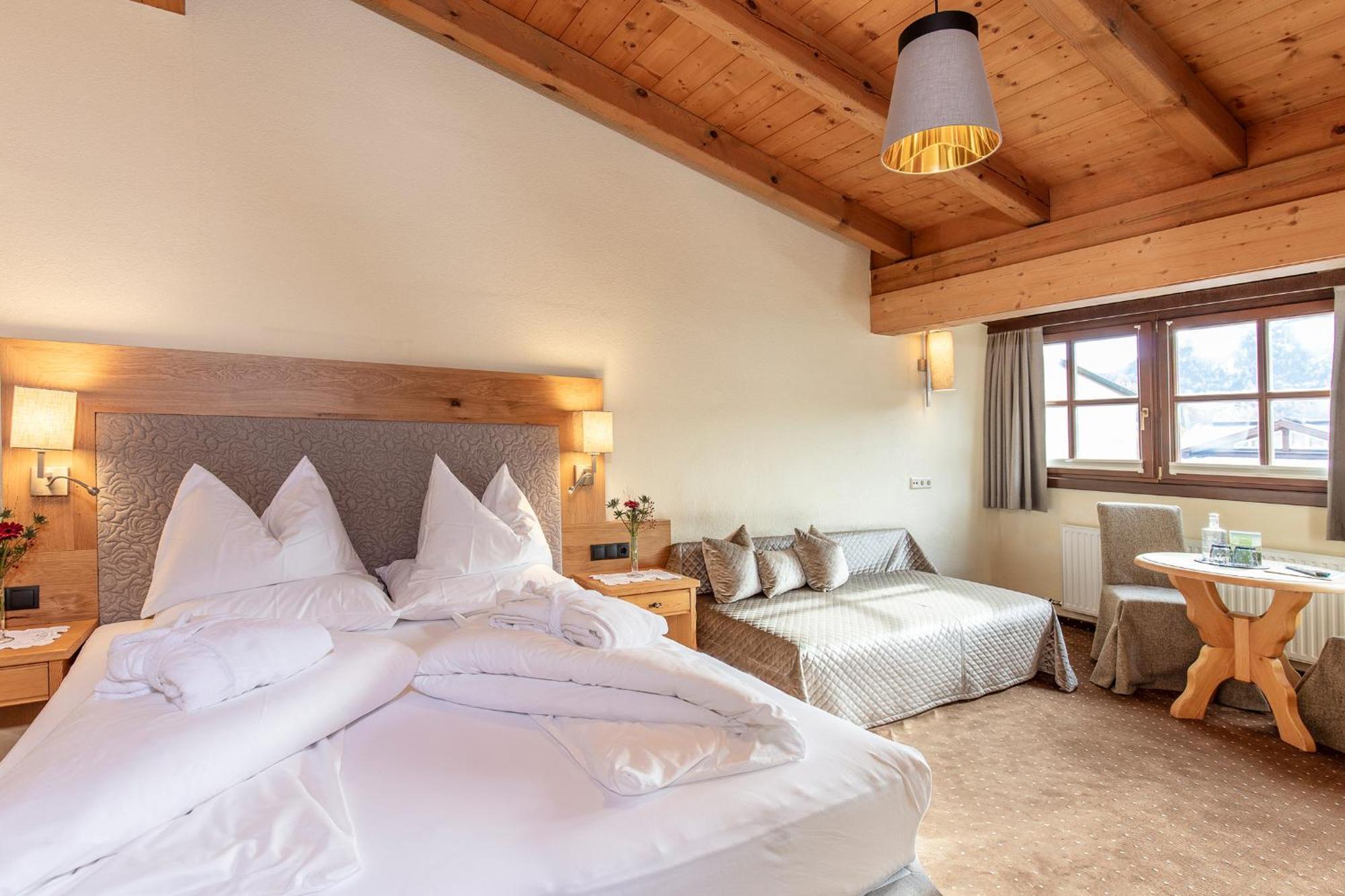 Hotel Hubertus Inkl Summer Card Сьолден Екстериор снимка