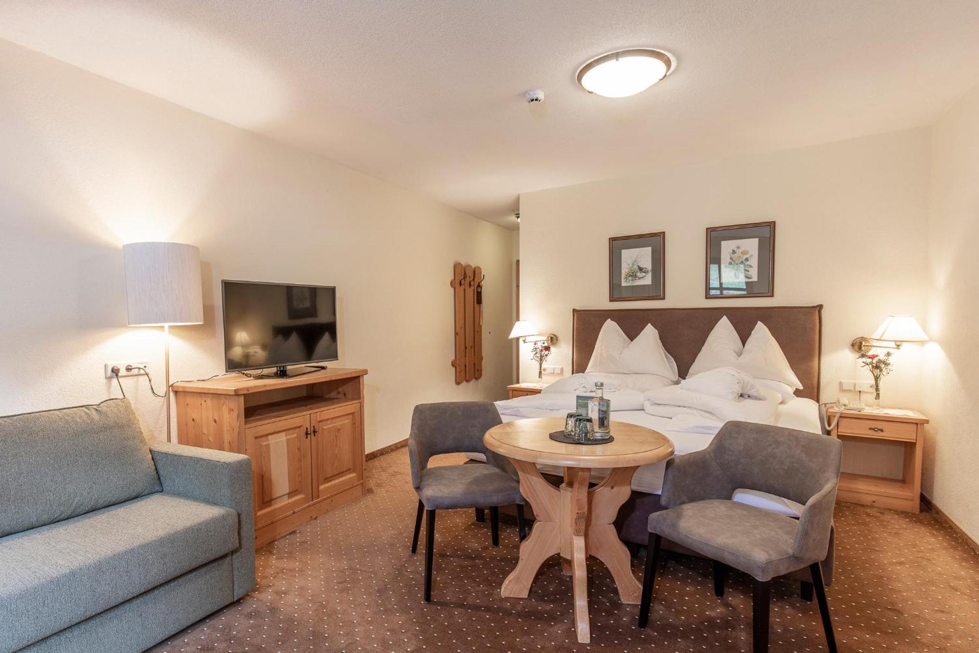 Hotel Hubertus Inkl Summer Card Сьолден Екстериор снимка