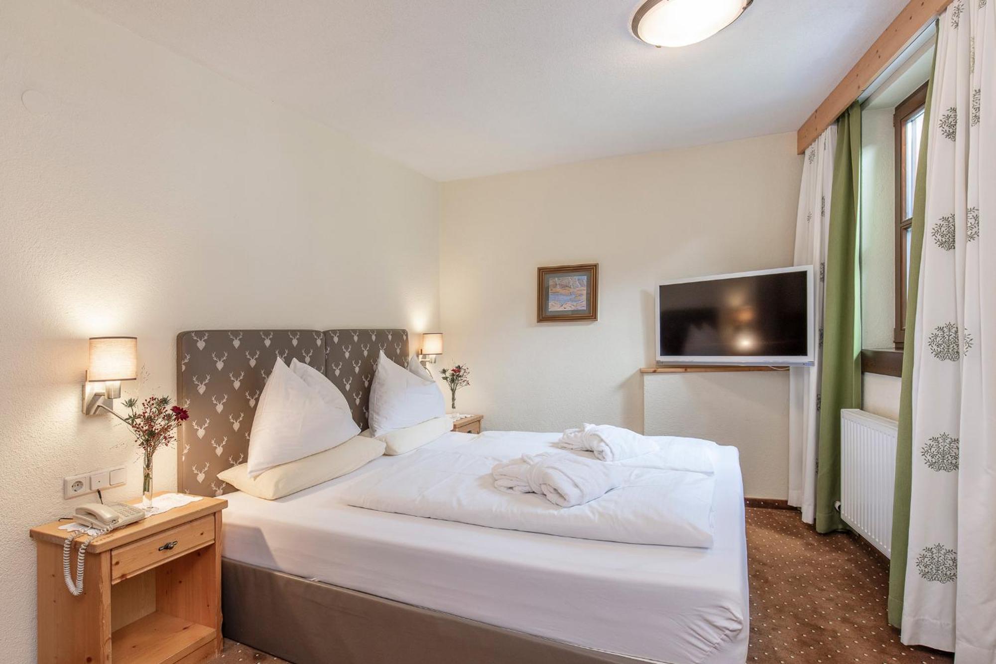 Hotel Hubertus Inkl Summer Card Сьолден Екстериор снимка